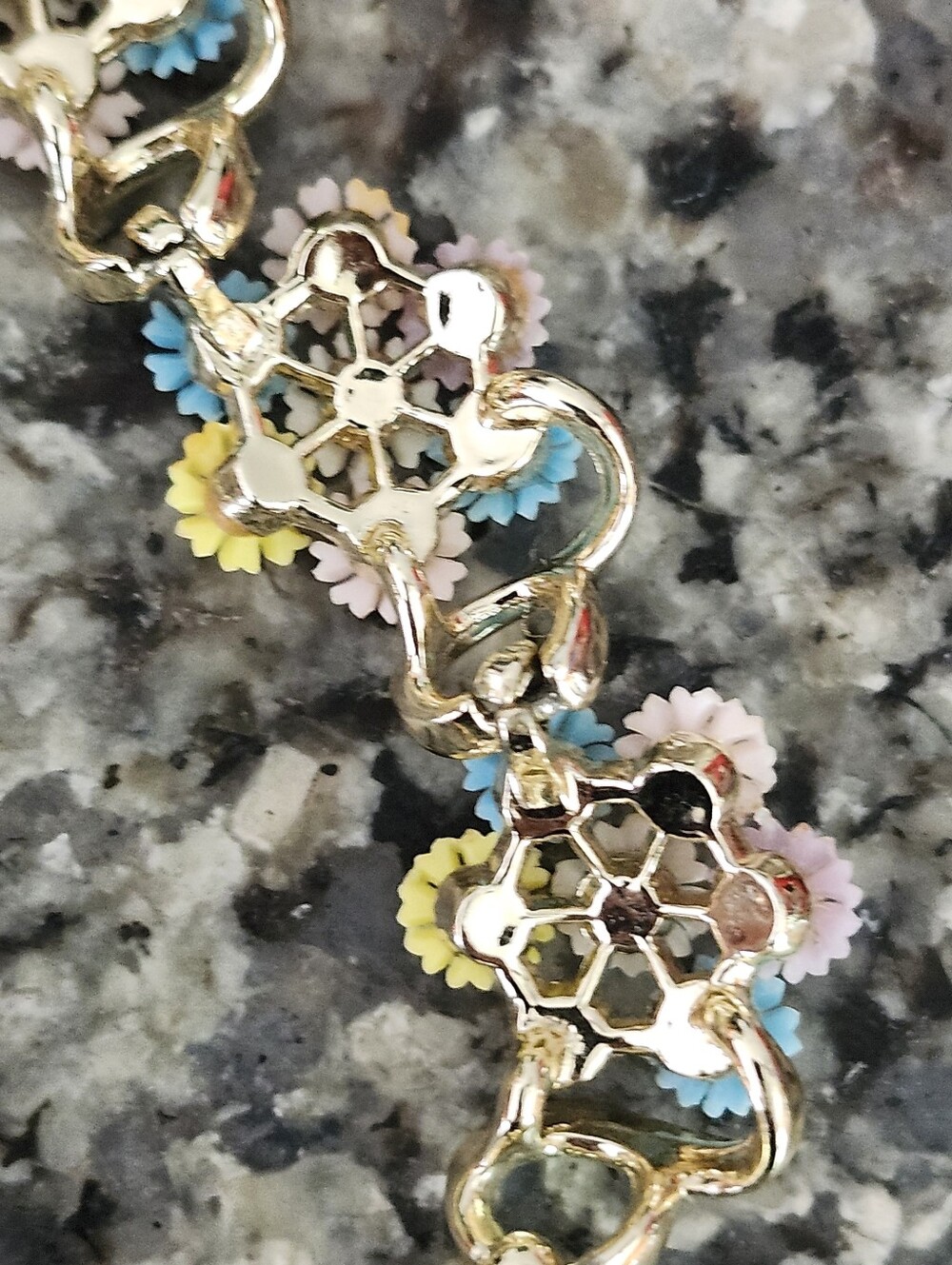Vtg Pastel Floral Gold-Tone Necklace - Pink, Blue & Yellow - Picture 12 of 16